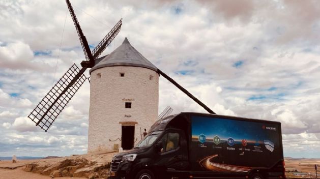 275-second-stop-2021-of-the-goodwe-solar-truck-roadshow--spain-_0_629.jpg